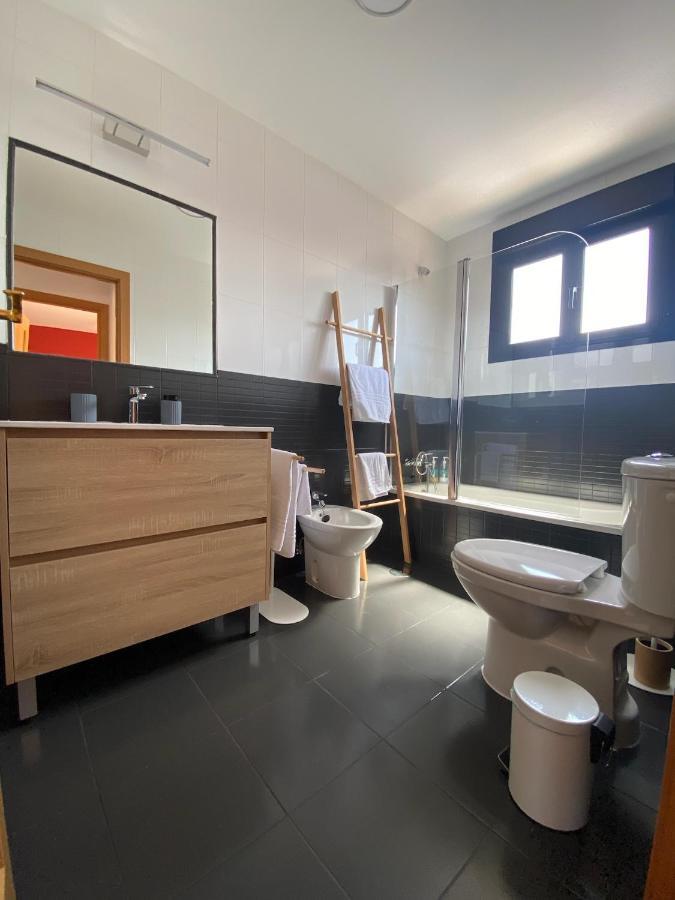 Casita Mae: Chill And Enjoy In Majanicho. La Oliva